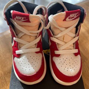 Jordan 1 Retro High OG Chicago Lost and Found